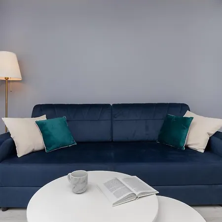 Stunning Hokejowa With Terrace & Parking By Renters